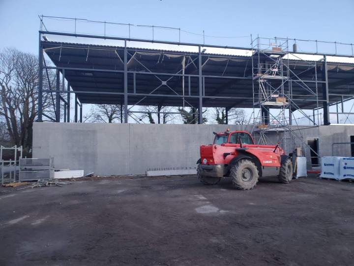 Construction d'un hangar