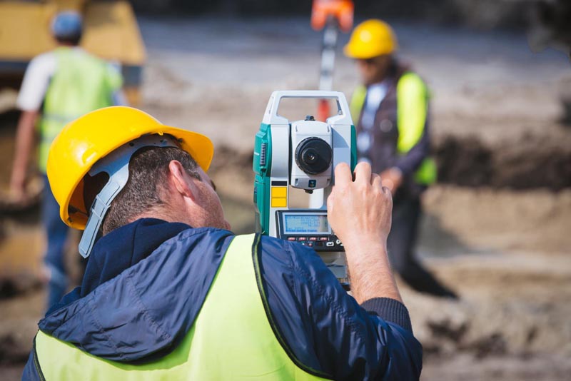 Travaux de construction à Brest : quelle est la différence entre architecte et génie civil ?