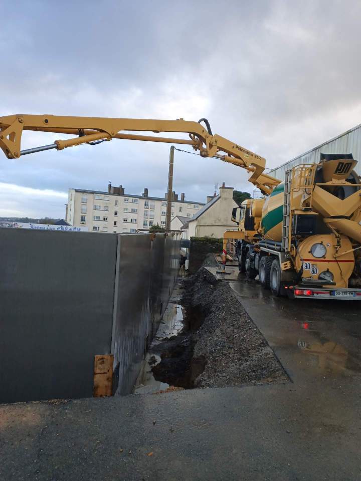Coulage de béton pour fondation