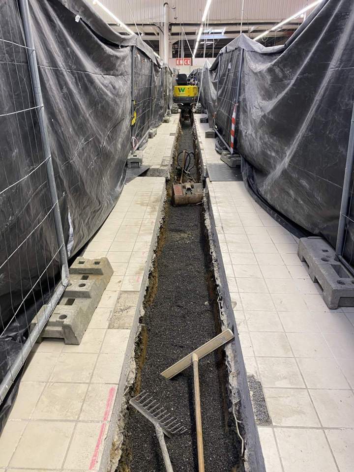 Rénovation de caniveaux INTERMARCHE LESNEVEN (1)